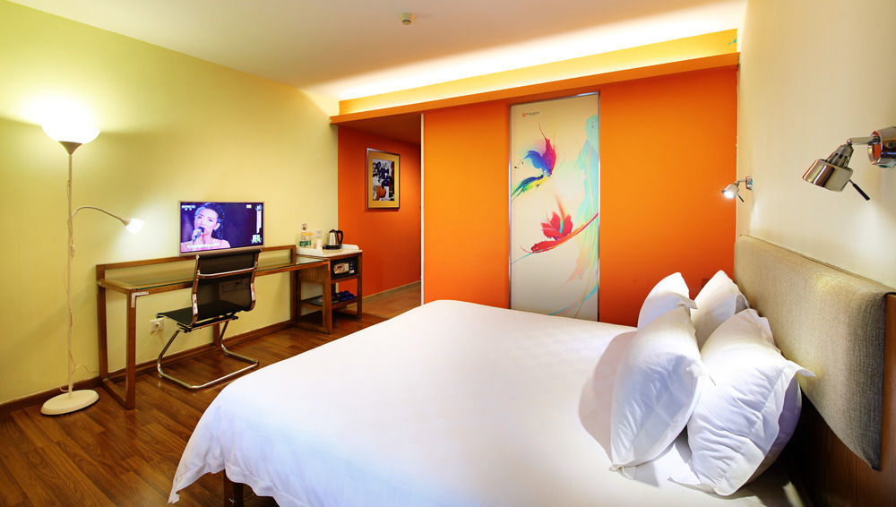 Yile Road Garden Inn Guangzhou Bagian luar foto
