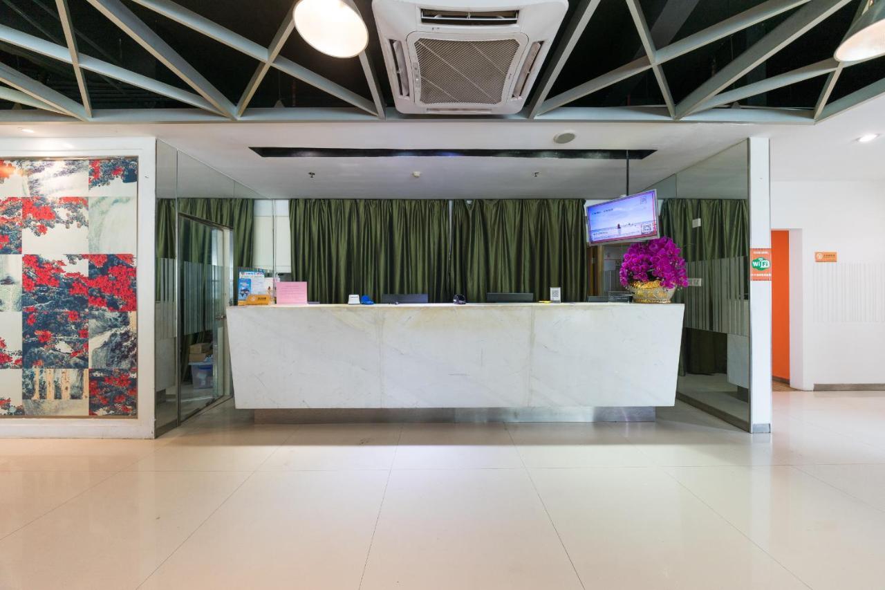 Yile Road Garden Inn Guangzhou Bagian luar foto